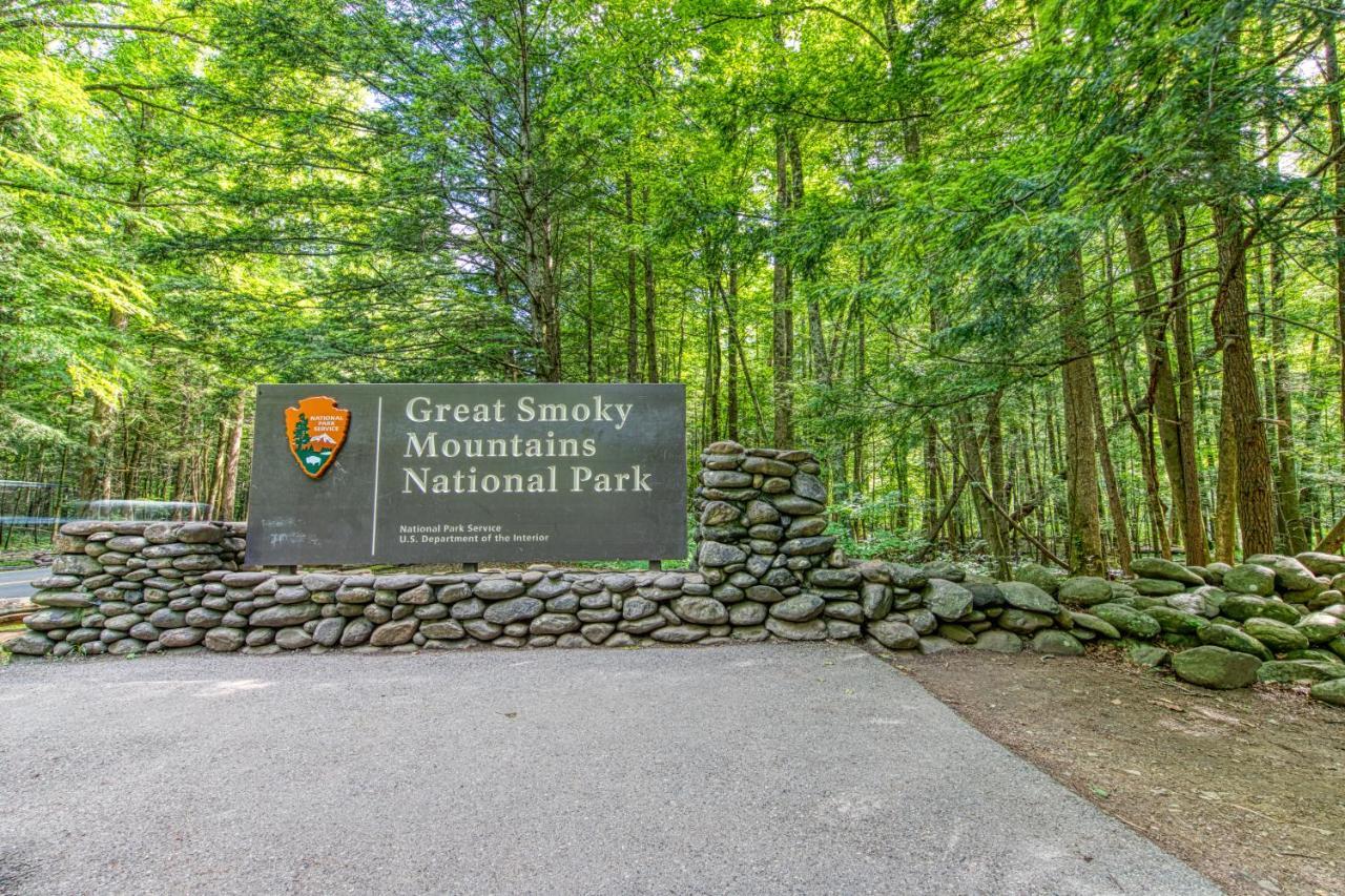 Amidst The Beauty Βίλα Pigeon Forge Εξωτερικό φωτογραφία